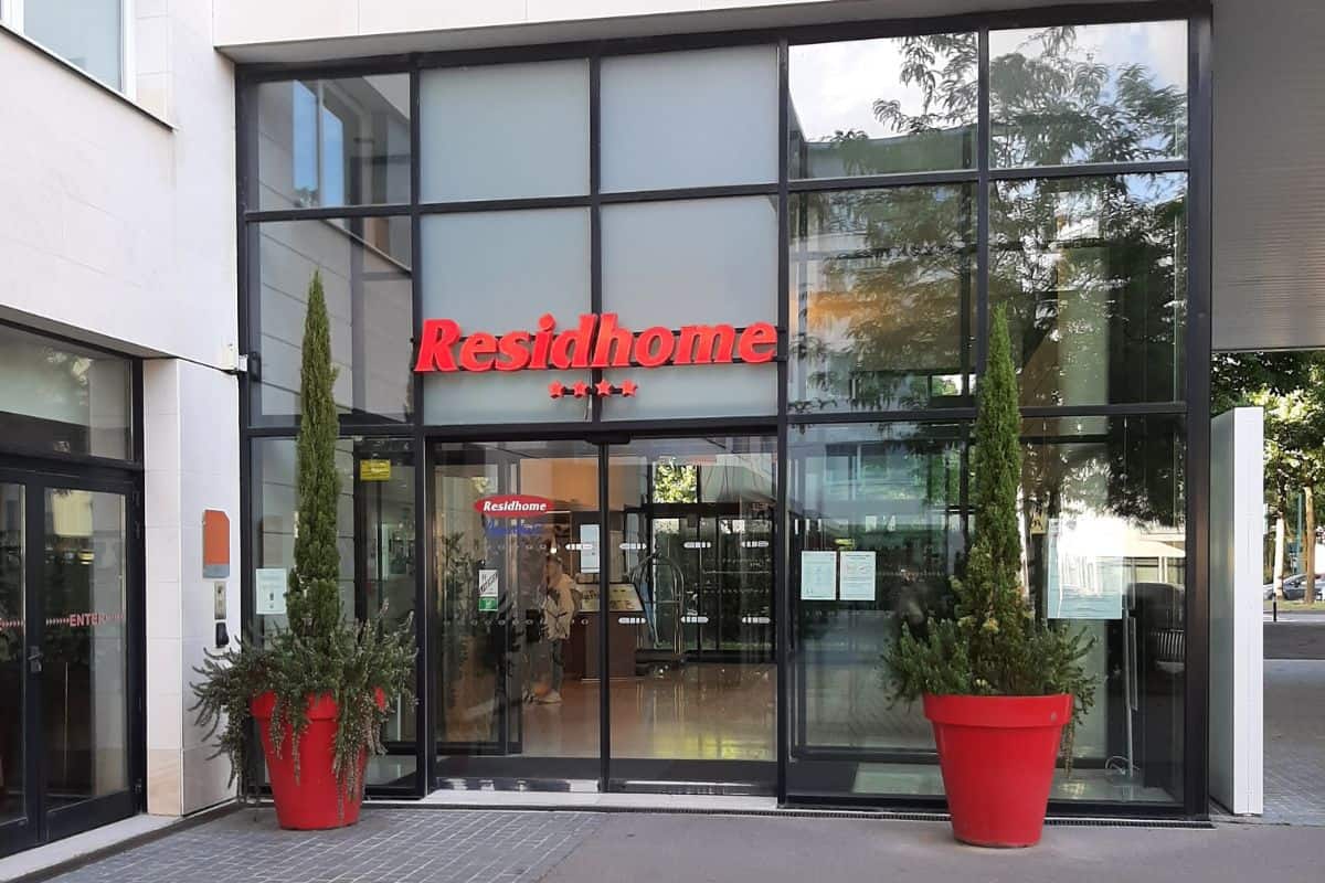 Front of the Reidhome Val d'europe Hotel - one of the best budget options for staying at Disneyland Paris