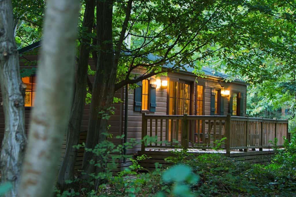 Log Cabin at the Davy Crockett Ranch. One of the best family Hotels near Disneyland Paris