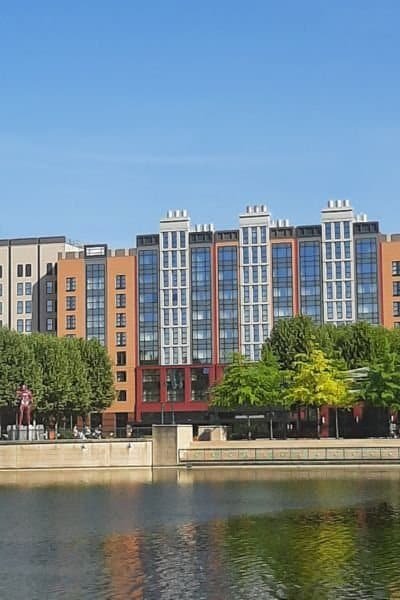 Back view of the New York Hotel Art of Marvel with Lake Disney in front.